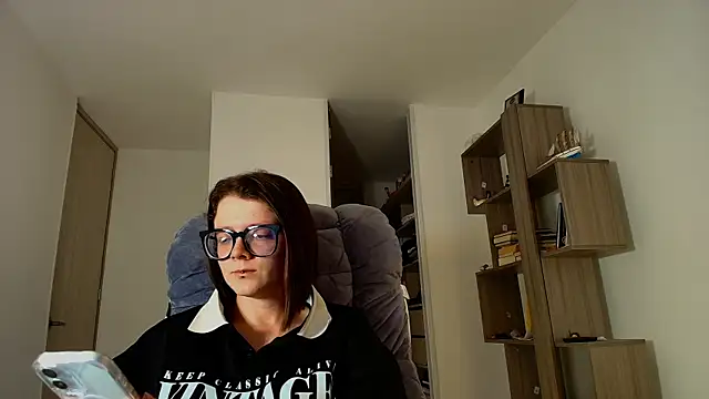 Arya starrk online show from 11/23/25, 01:54