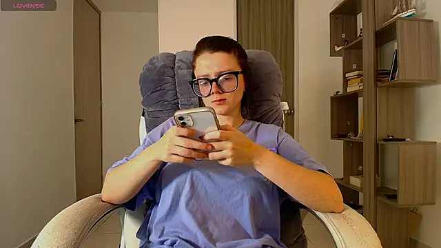 Arya starrk online show from 11/04/25, 02:10