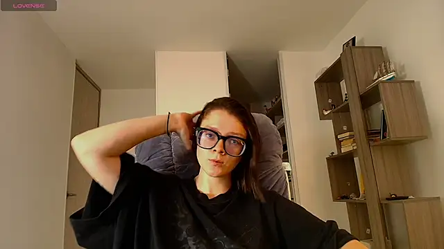 Arya starrk online show from 11/05/25, 02:20