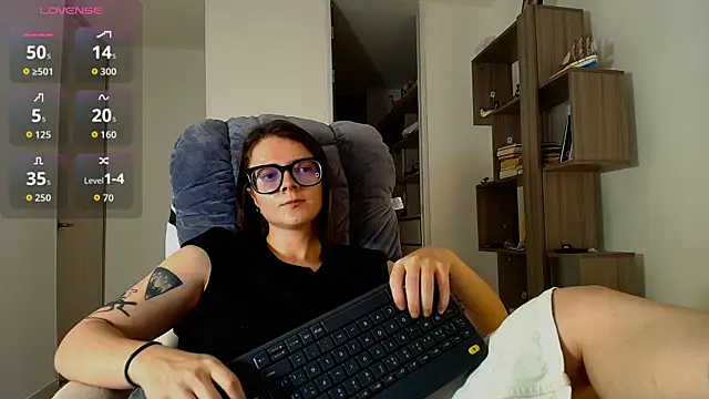 Arya starrk online show from 11/09/25, 10:03