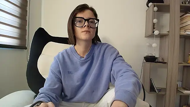 Snapshot of Arya_starrk chatting on 02/16/26, 01:10 Arya starrk online show from 02/16/26, 01:10