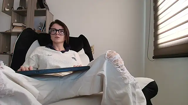 Arya starrk online show from 12/19/25, 01:35