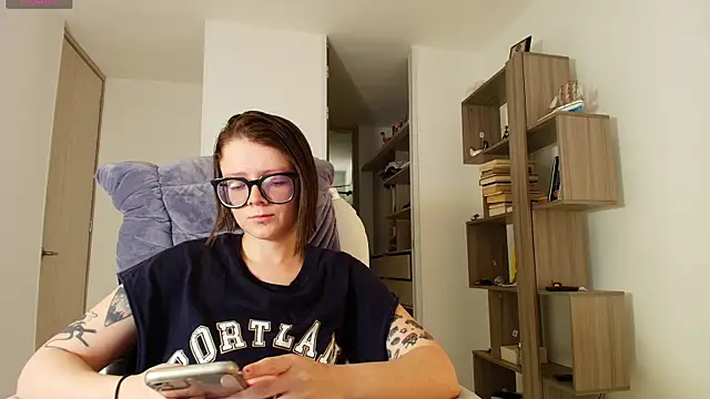 Arya starrk online show from 09/22/25, 02:23