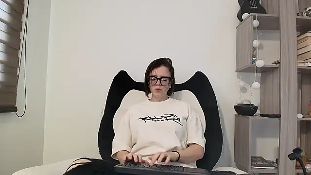 Arya starrk online show from 03/09/26, 02:20