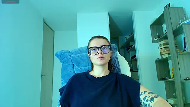 Arya starrk online show from 09/18/25, 01:47