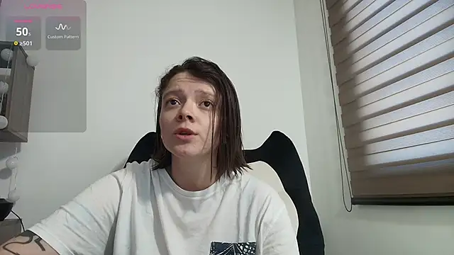 Arya starrk online show from 04/22/26, 02:46