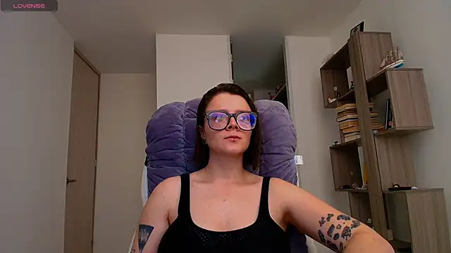 Arya starrk online show from 10/19/25, 02:42