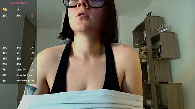 Arya starrk online show from 10/21/25, 01:54