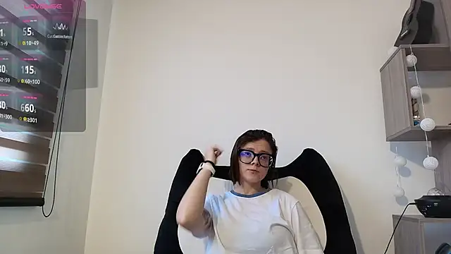 Arya starrk online show from 03/25/26, 02:27