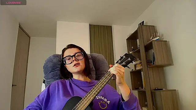 Arya starrk online show from 11/14/25, 02:43