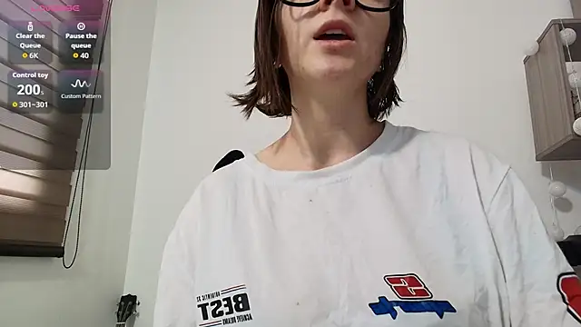 Arya starrk online show from 04/07/26, 02:52