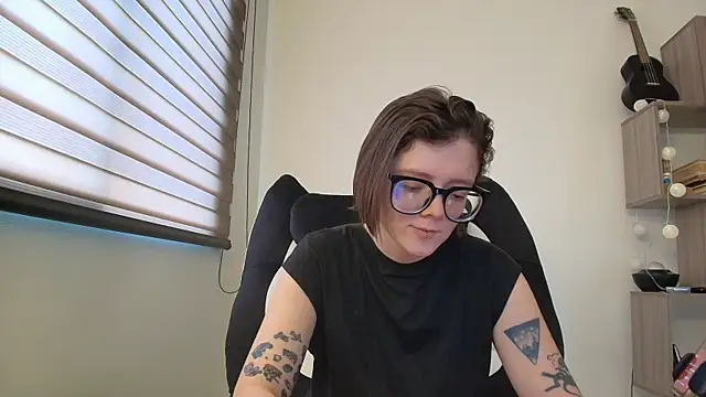 Snapshot of Arya_starrk chatting on 01/06/26, 01:26 Arya starrk online show from 01/06/26, 01:26