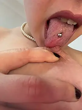 Stoned-baby69 online show from 06/24/26, 02:26