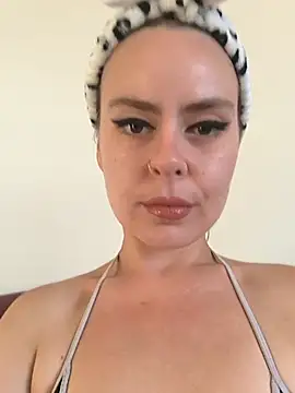 Stoned-baby69 online show from 09/18/25, 03:48