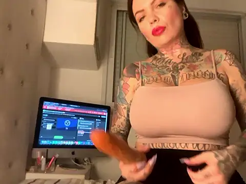 SabrinaRussel online show from 03/07/25, 12:04