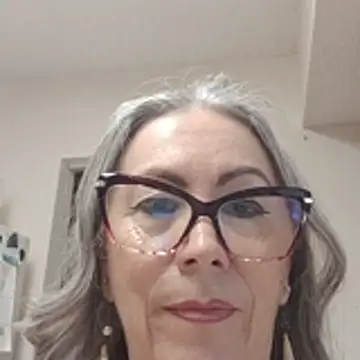 EvaRobinson online show from 11/04/25, 04:44