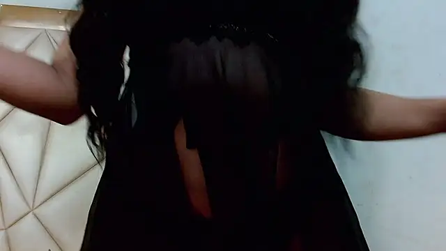 sweet brunettex lovingyou online show from 04/10/26, 05:58