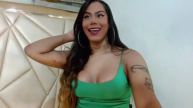 sweet brunettex lovingyou online show from 10/21/25, 03:17