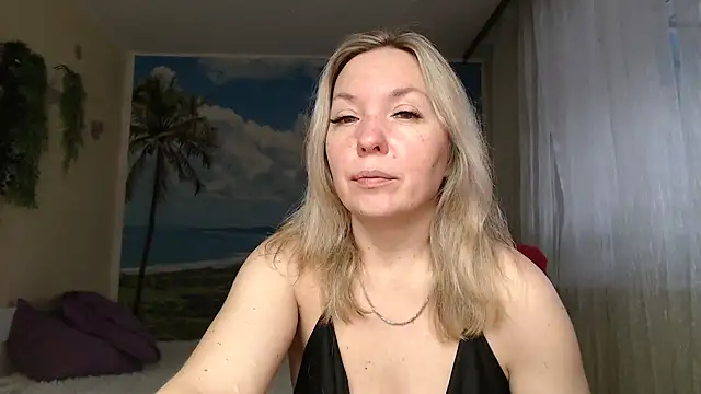 soaring love online show from 12/15/25, 05:35