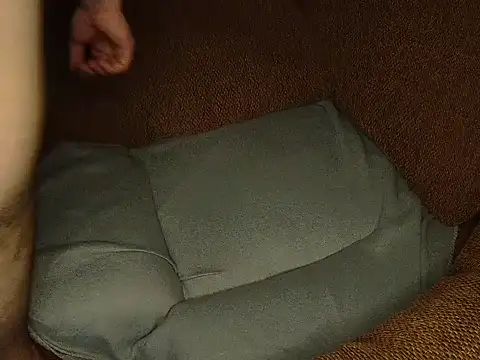 ajfuckinbusts online show from 11/29/25, 04:12