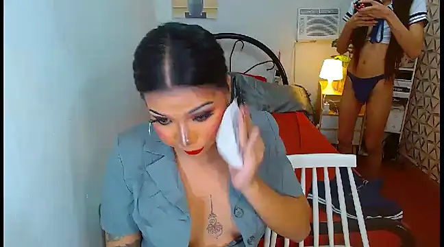 Snapshot of KeshaVictorina chatting on 01/19/25, 04:14 KeshaVictorina online show from 01/19/25, 04:14