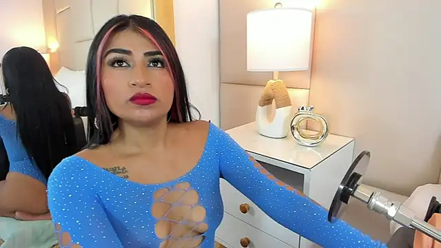 AntoniaRoss  online show from 02/08/25, 07:59