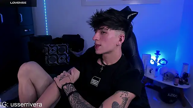 Thomass clark online show from 01/26/25, 02:03