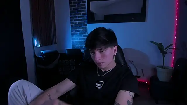 Thomass clark online show from 02/19/26, 01:13