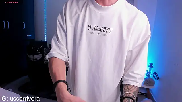 Thomass clark online show from 01/12/25, 02:24