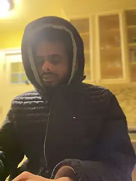 Snapshot of dingoding chatting on 03/07/25, 04:02 dingoding online show from 03/07/25, 04:02