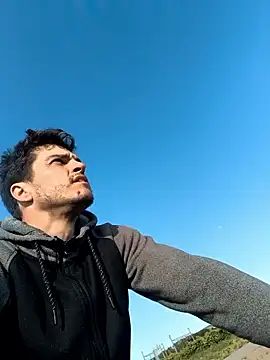 HeteroOli online show from 03/29/26, 04:19