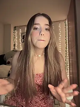 ShelbyHagen online show from 12/23/25, 02:44