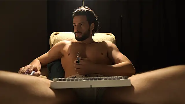 Keen   Luckystrike online show from 03/15/26, 10:28