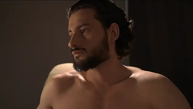 Keen   Luckystrike online show from 04/11/26, 06:32