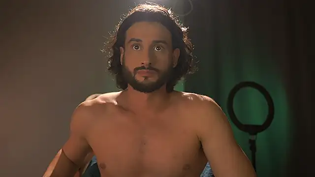 Keen   Luckystrike online show from 10/04/25, 01:34