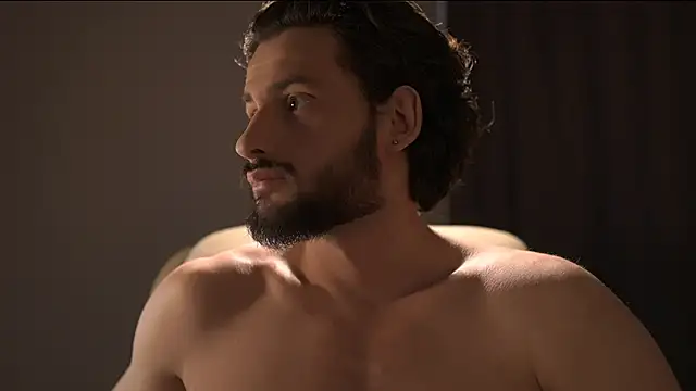 Keen   Luckystrike online show from 04/10/26, 05:58