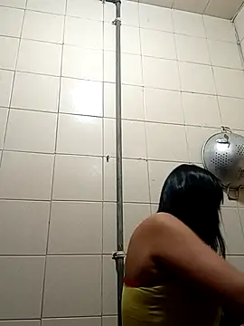 kelly dirty  online show from 09/10/25, 02:43