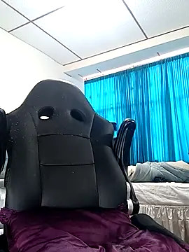 kelly dirty  online show from 10/10/25, 04:19