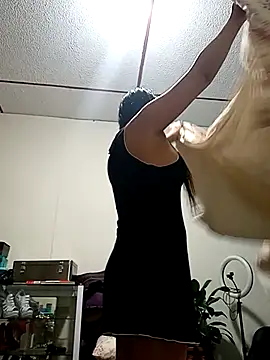 kelly dirty  online show from 11/02/25, 08:25