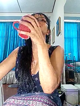 kelly dirty  online show from 05/01/26, 04:56