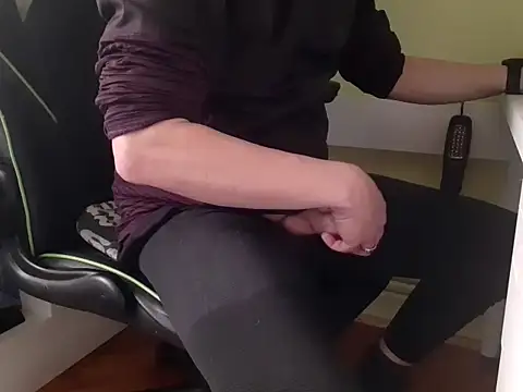 feathersify online show from 12/19/25, 01:24