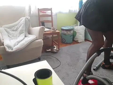 feathersify online show from 04/18/26, 11:56