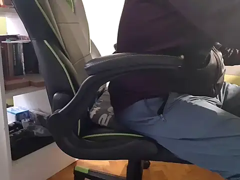 feathersify online show from 11/25/25, 07:08