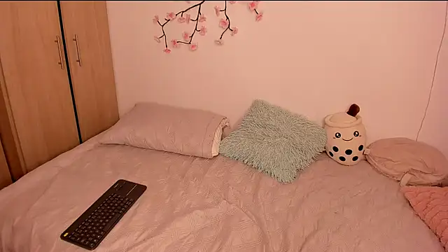 alexa 6908 online show from 04/23/26, 10:33