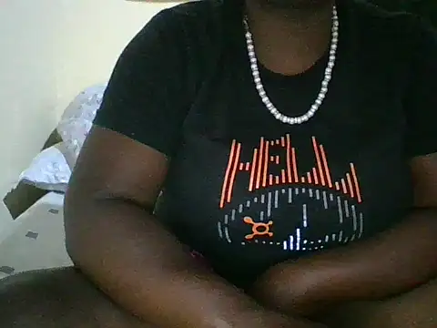 Snapshot of anonymous_wonder45 chatting on 10/31/25, 04:36 anonymous wonder45 online show from 10/31/25, 04:36