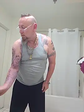 Littledick007007 online show from 09/23/25, 09:05