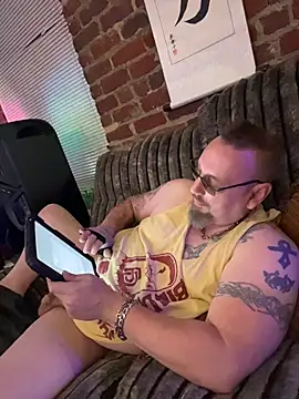 Snapshot of Littledick007007 chatting on 07/03/26, 04:52 Littledick007007 online show from 07/03/26, 04:52