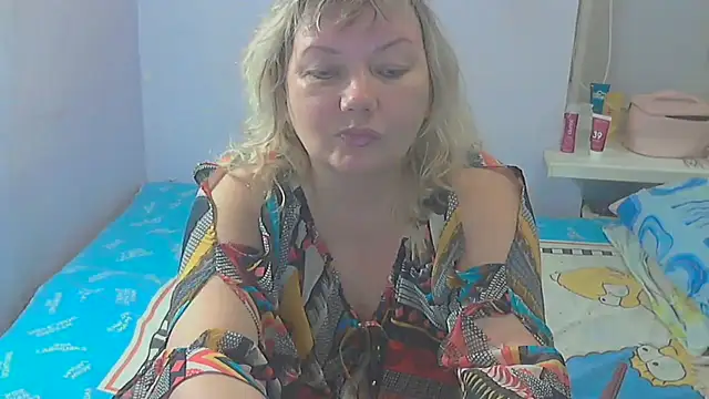 Snapshot of Lusi-777 chatting on 09/11/25, 03:23 Lusi-777 online show from 09/11/25, 03:23