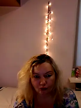 Snapshot of Lusi-777 chatting on 03/04/25, 02:42 Lusi-777 online show from 03/04/25, 02:42