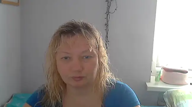 Snapshot of Lusi-777 chatting on 02/19/25, 09:50 Lusi-777 online show from 02/19/25, 09:50